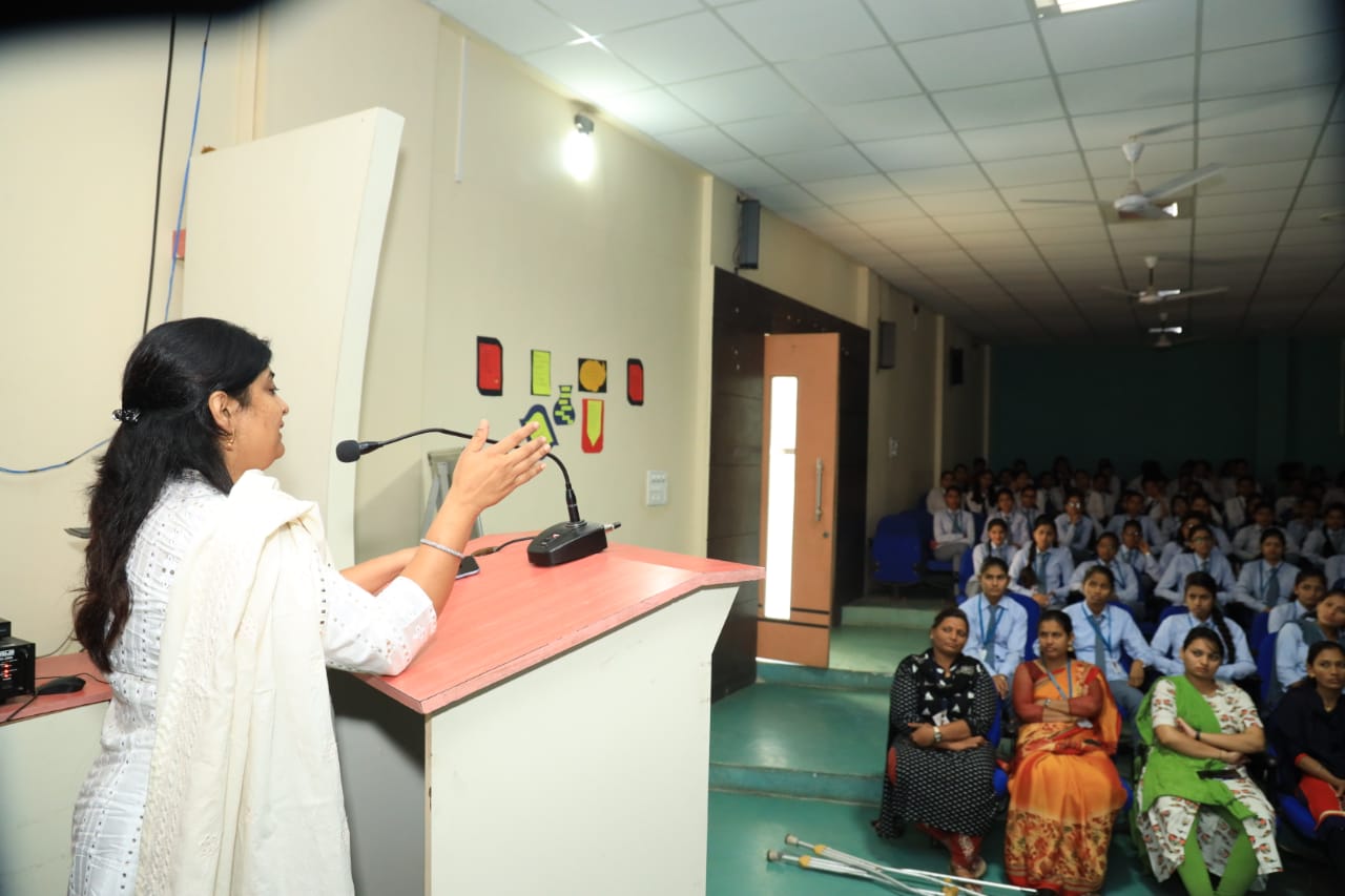 Guest lecture by Dr. Archana Mali Madam and Adv. Minal Deshmukh Madam on Women day.